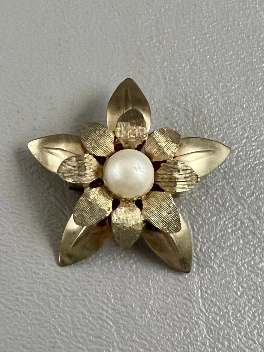 Vintage Gold Tone Flower Brooch Faux Pearl Center Textured Petals Floral Pin
